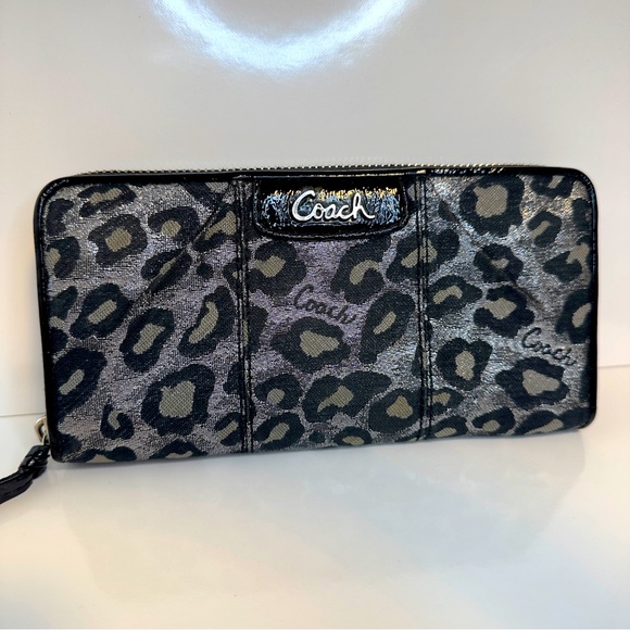 Vintage Coach Ocelot Zippy glittery leopard wallet - Picture 1 of 4